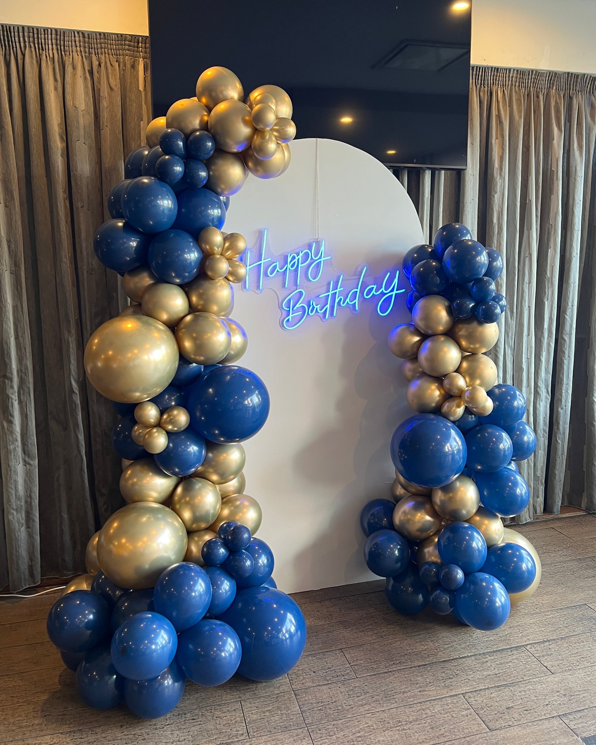 Balloon Garland Pair