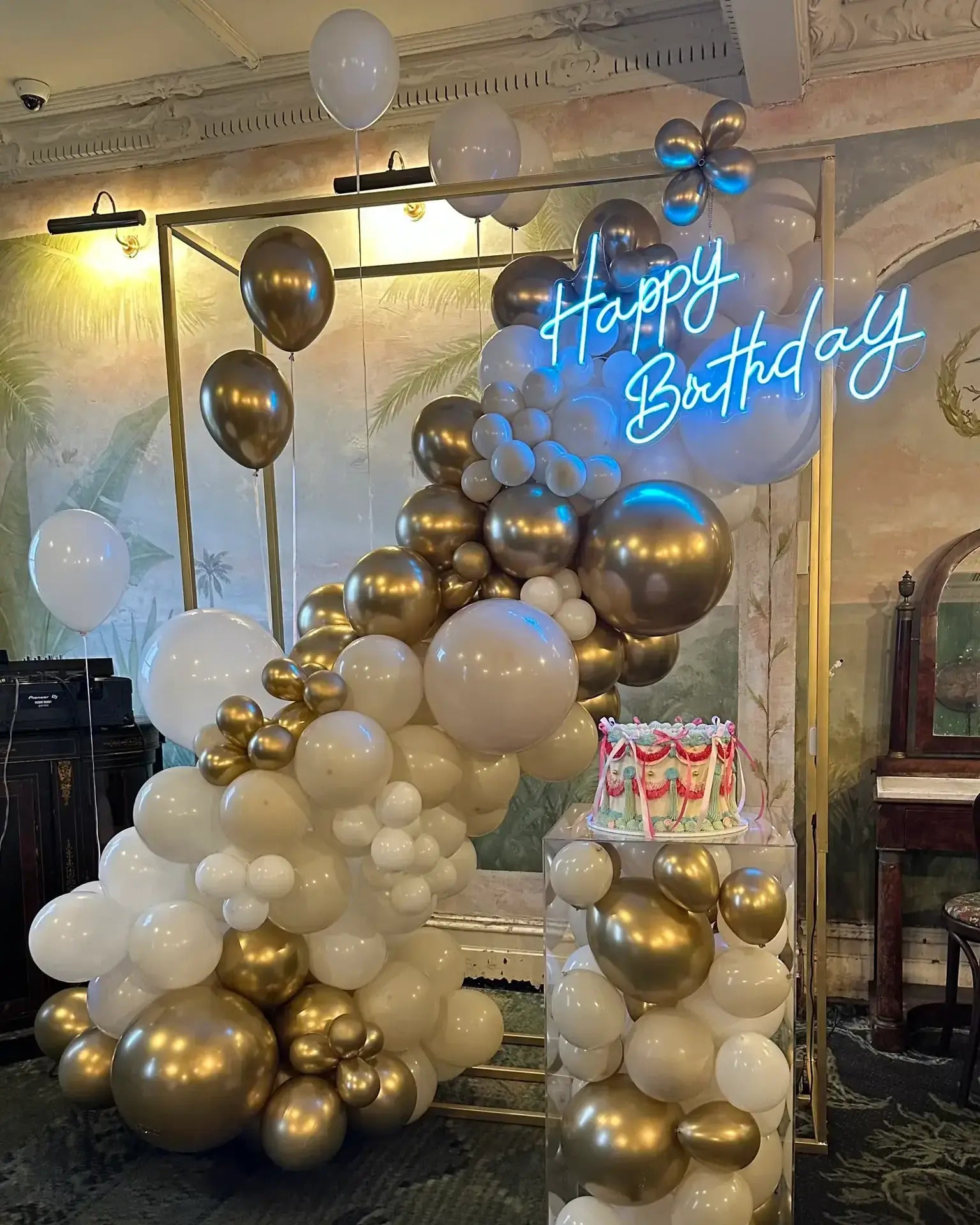 Balloon Box